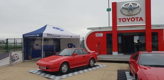pop up motorsport tent 10 Gala Performance Pop Up Gazebo at a motorsport show