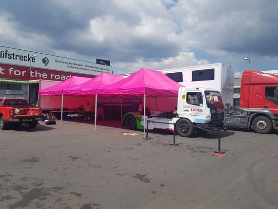 pop up motorsport tent 14 Pink Pop Up Motorsport Tent at an outdoor motorsports event