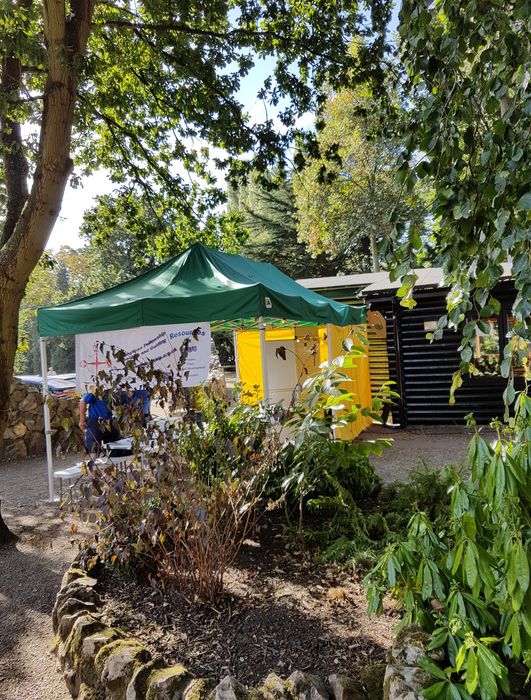 green and yellow scouts info gazebo 2 A green and yellow gala shade gazebo at an outdoor scouting event