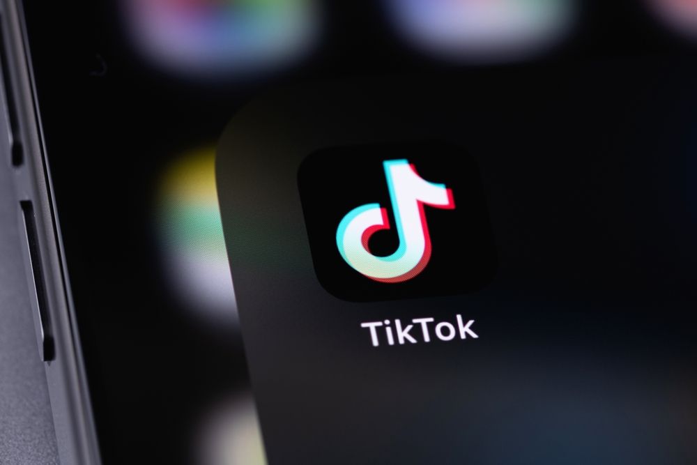 tik tok logo