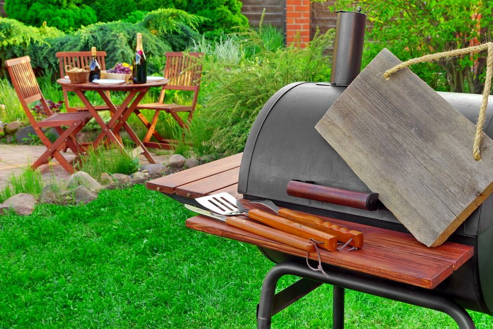 garden bbq set up
